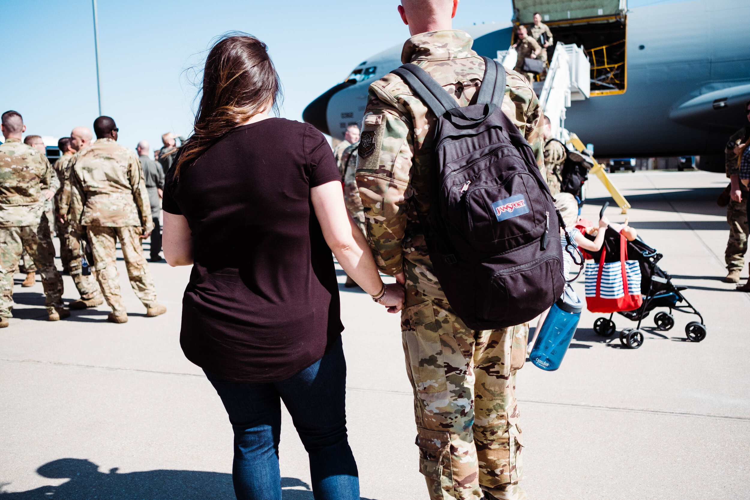 weeks_deployment_homecoming_©seekevingophotography2019-41.jpg