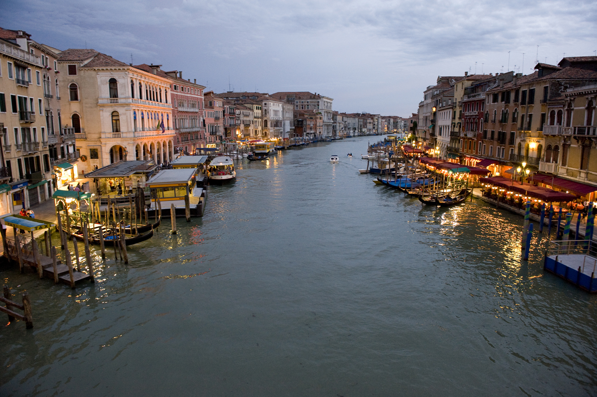 Venice_Canal_DSC0375.jpg