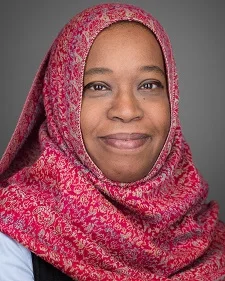 Dr. Arig Ibrahim Hashim is a researcher at Moffitt Cancer Center and started pursuing her PhD in Fall 2018 co-advised by Richards & Professor Joel Brown (UIC & Moffitt). She is interested in the role of epigenetics in ecology and evolution and how this informs diagnosis and treatment of cancers.