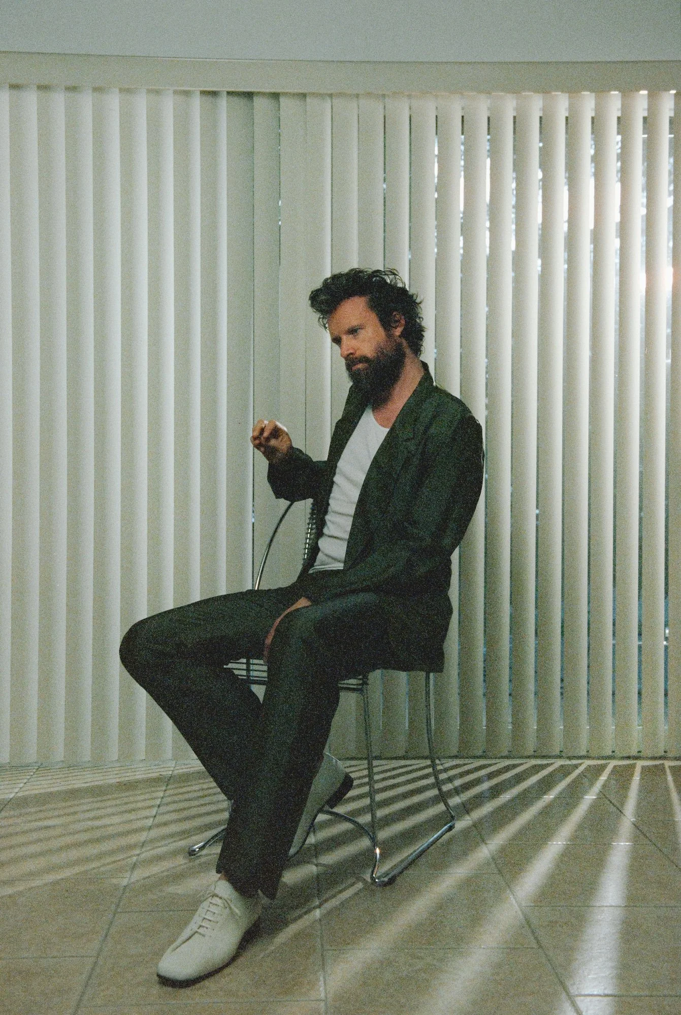 fatherjohnmisty-2024-promo-03-bradleyjcalder-1341x2000-300.jpg