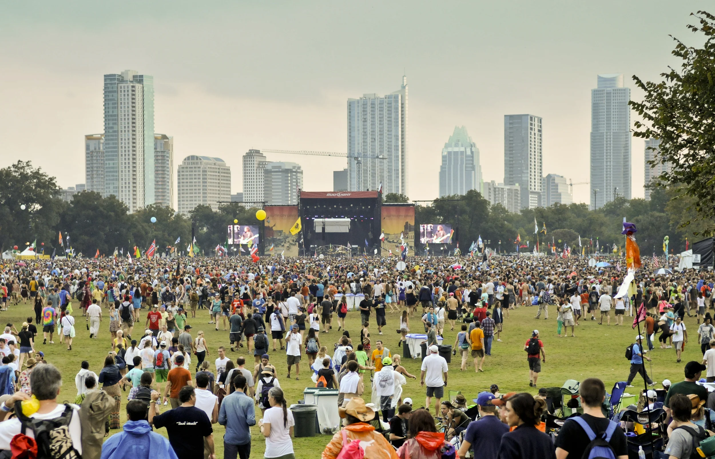 Rainy conditions didn't stop the crowds on day two (Photo Credit: Jack Edinger)
