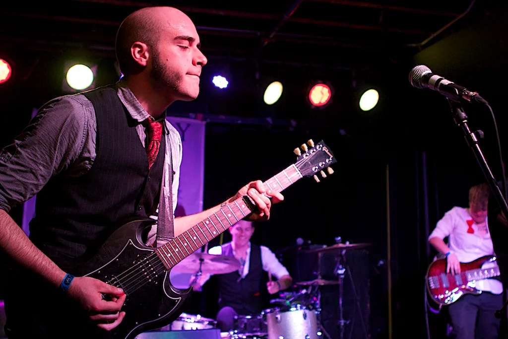 Lead guitarist Tavis Alley (Photo Credit: Robert Castro)