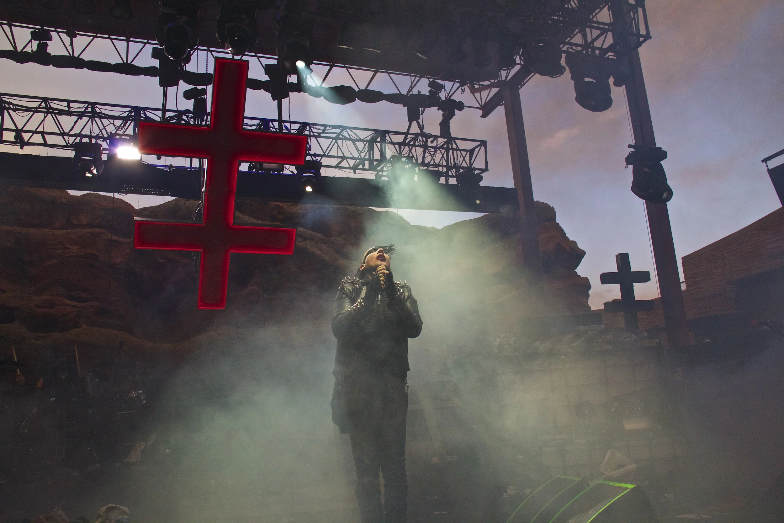 Manson (Photo Credit: Dave Burke)
