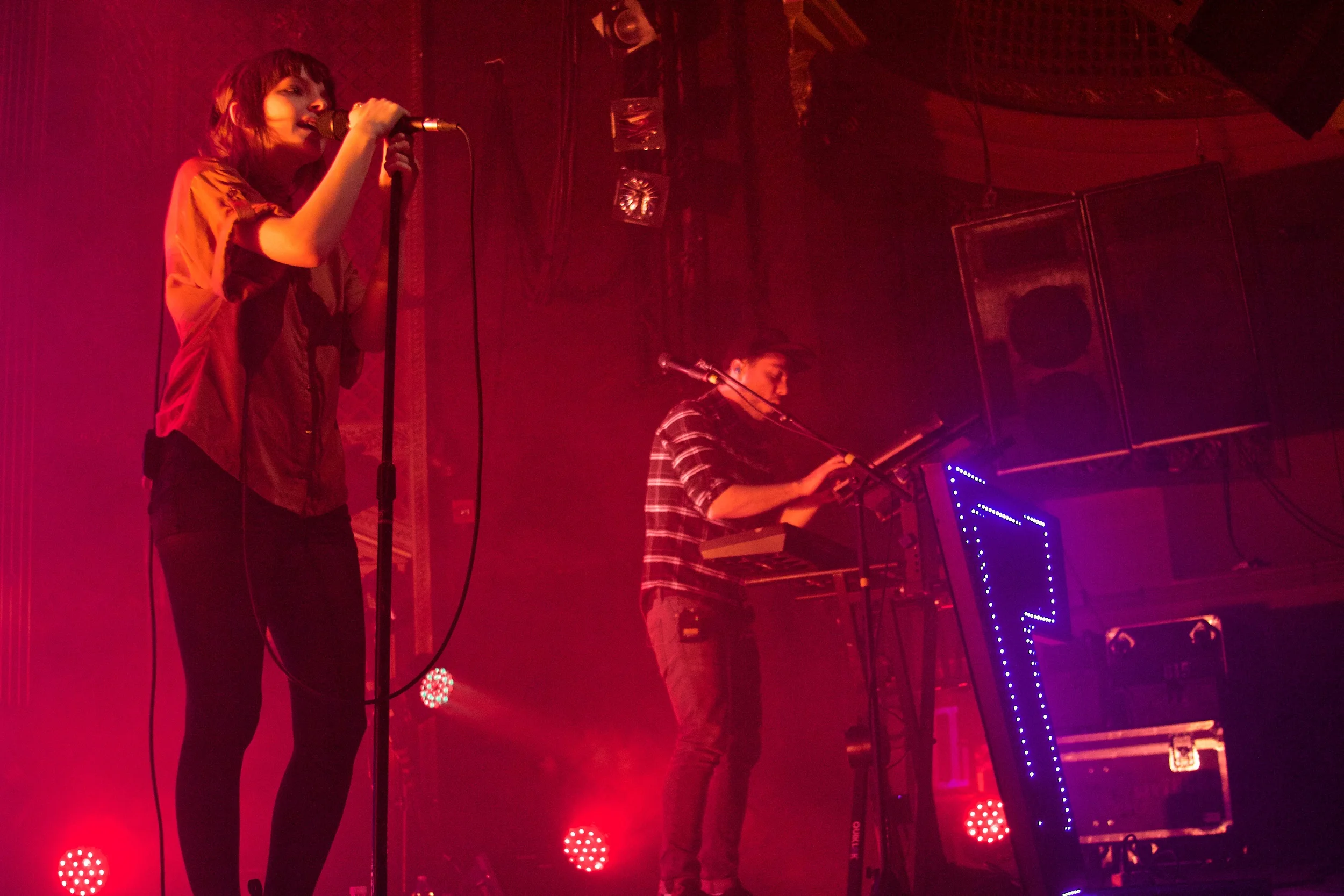 CHVRCHES (Photo Credit: Robert Castro)