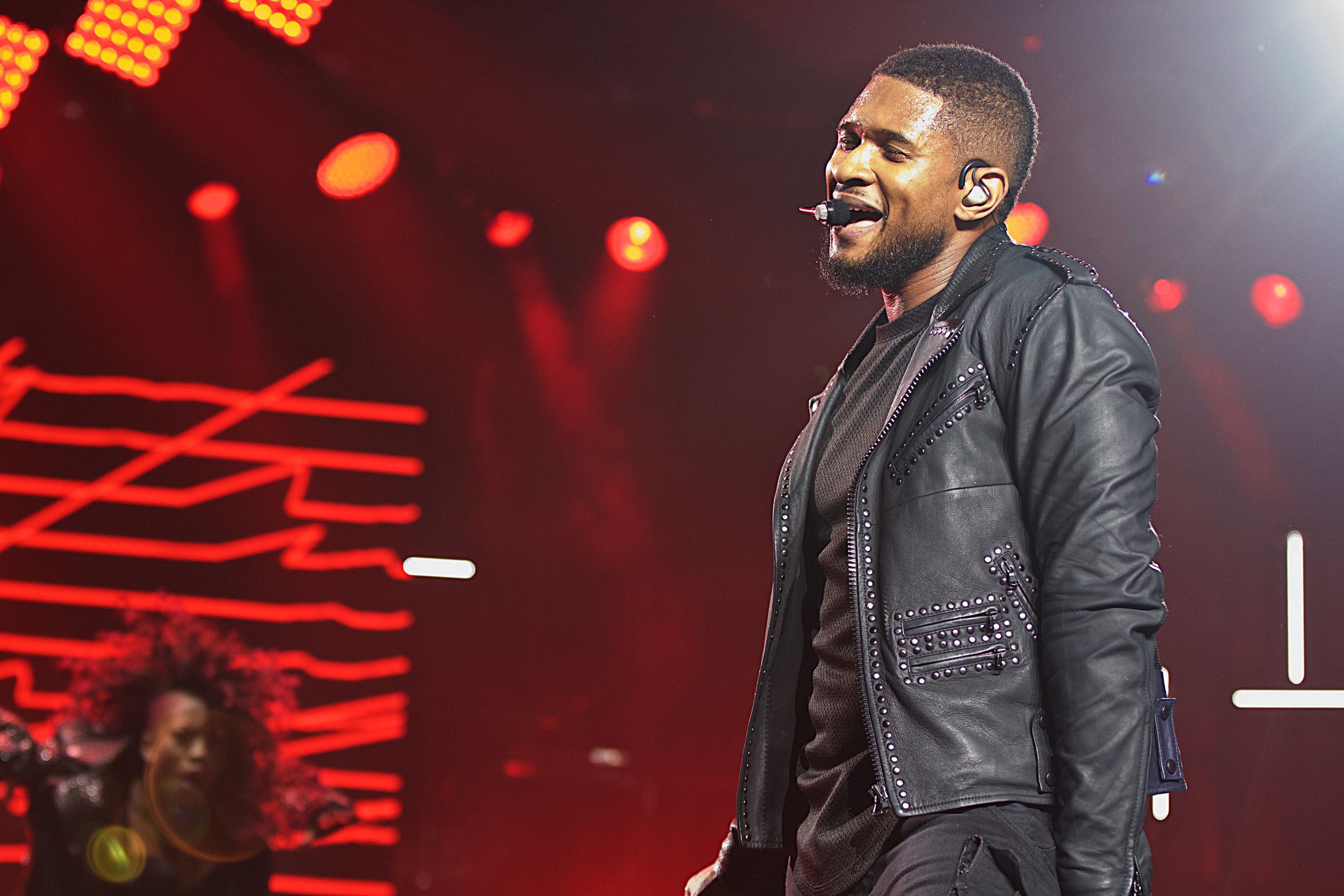 usher016.jpg