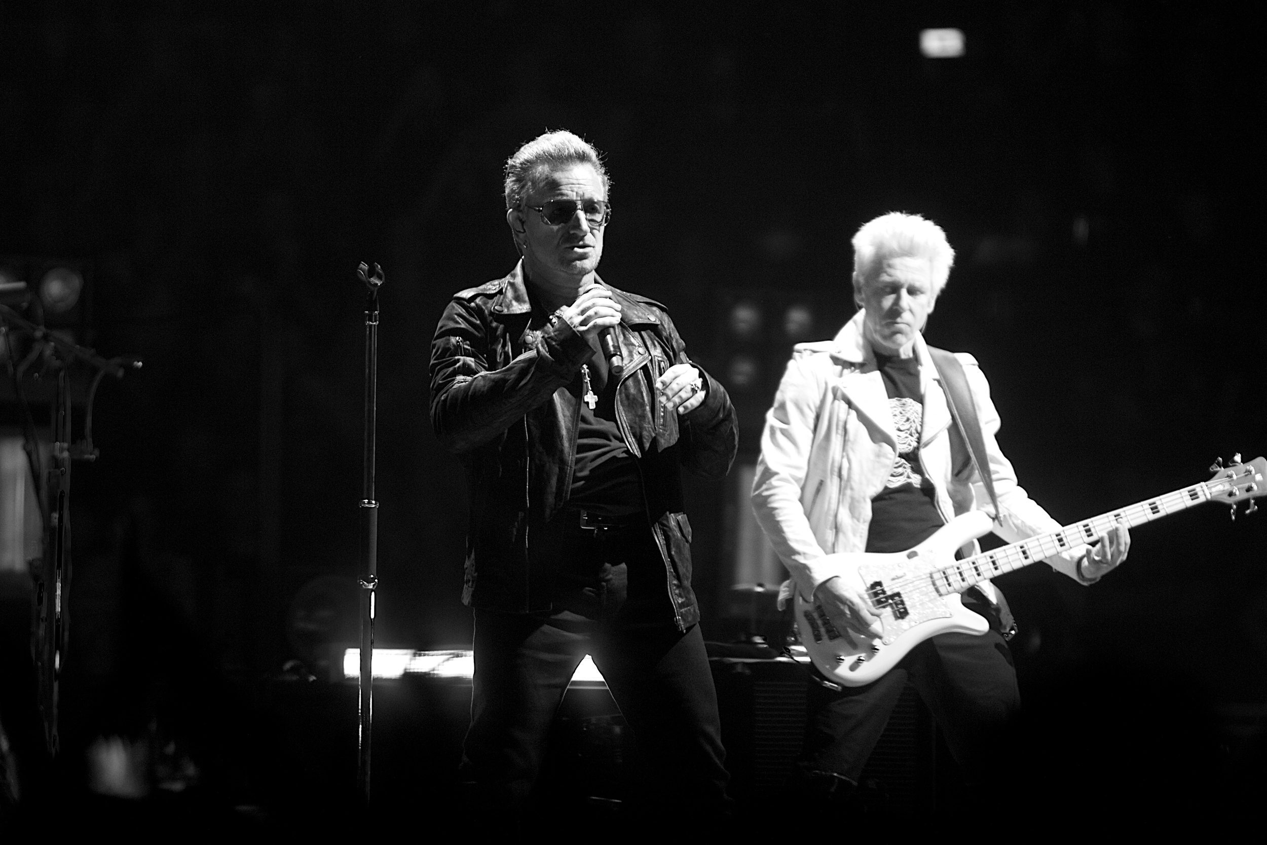 u2_012.jpg