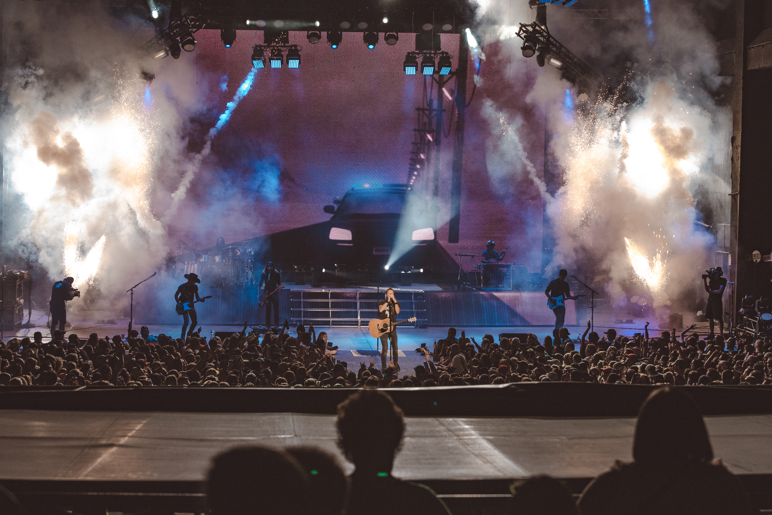 DenverConcertPhotographer_DierksBentley_Ultra5280.com-3430.jpg