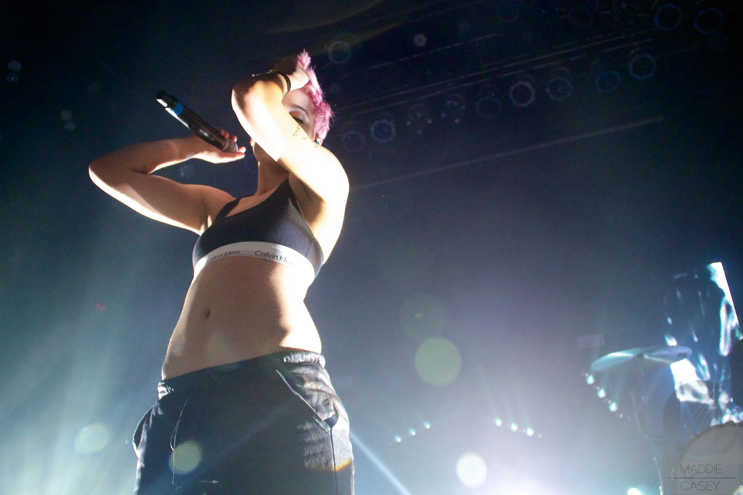 Halsey performing at the Gothic Theatre in Denver, CO on 11/9 (photo credit: Maddie Casey)