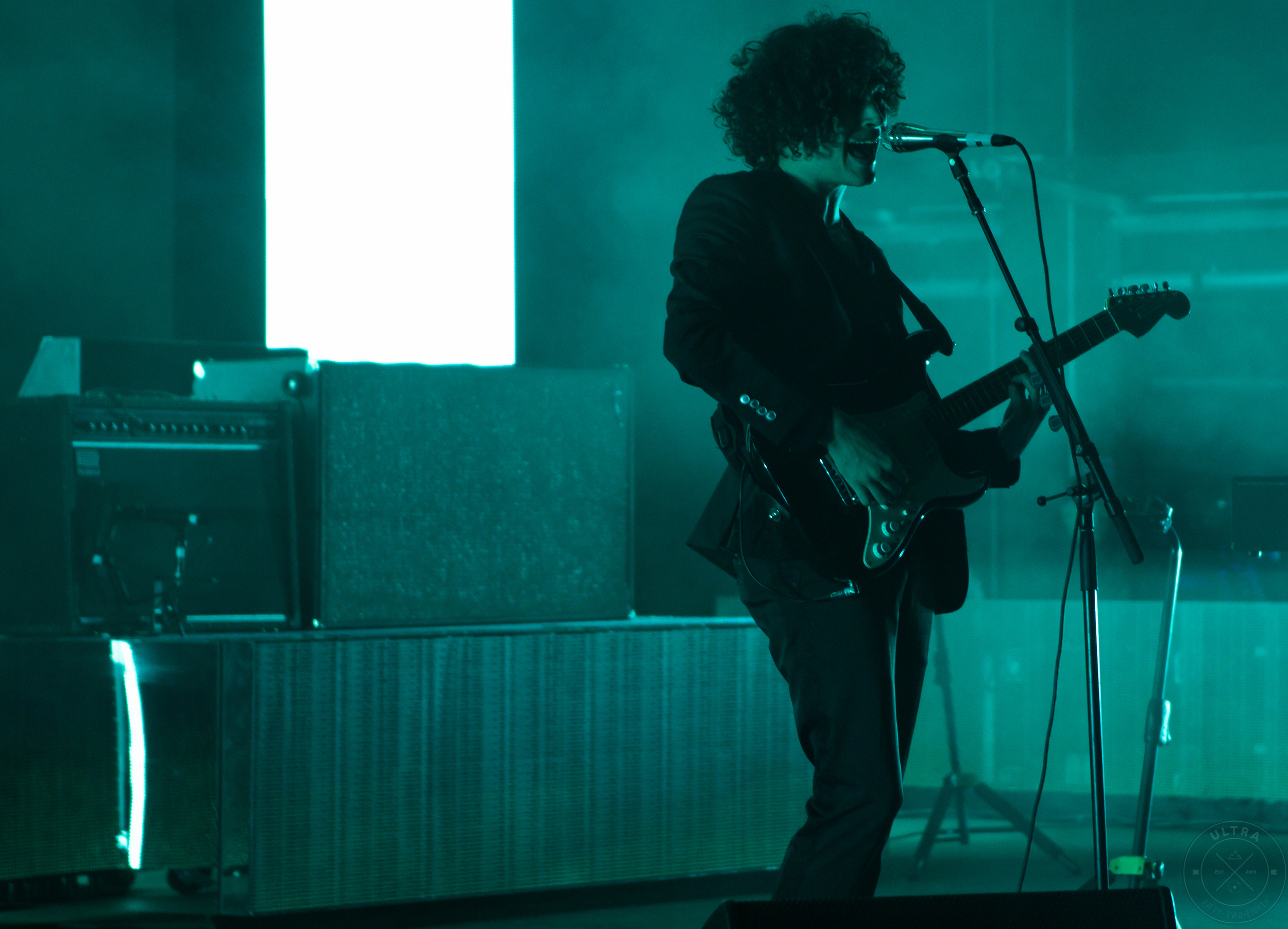 the1975_004.jpg