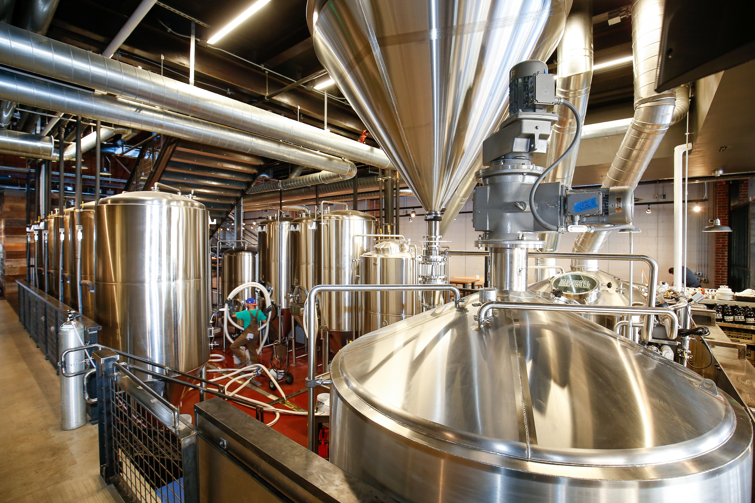 10 Barrel Brewing Opens with True Homage to Denver Culture — Ultra5280