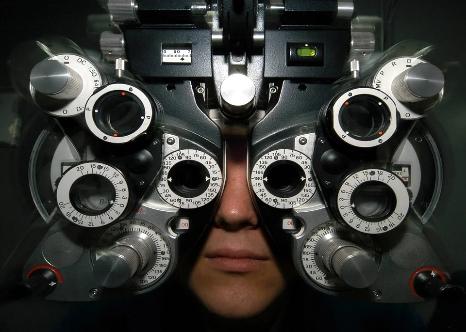 eyeglasses-2003188_960_720.jpg