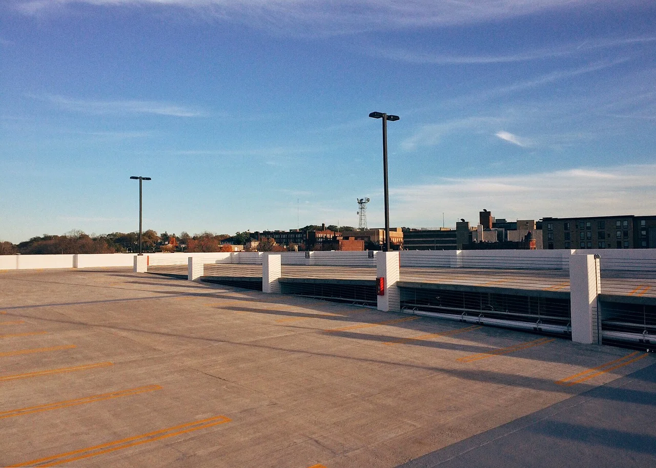 Airport Parking Colorado Springs Airport.jpg