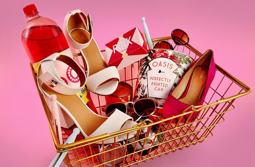 Shopping. Shot and edited by me.

#stilllifephotography #stilllife #photography #productphotography #foodphotography #commercialphotography #stilllifephotographer #productphotographer #photographer #art #advertisingphotography #still #photooftheday #