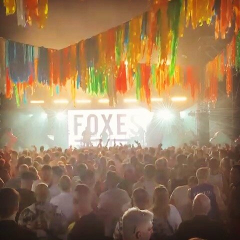 Wicked show with @iamfoxes at Mighty Hoopla. Aaaaallll the fun was had x