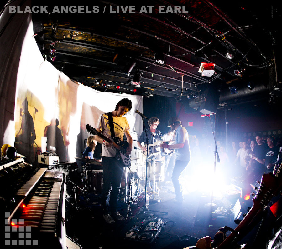 blackangels3earl.jpg
