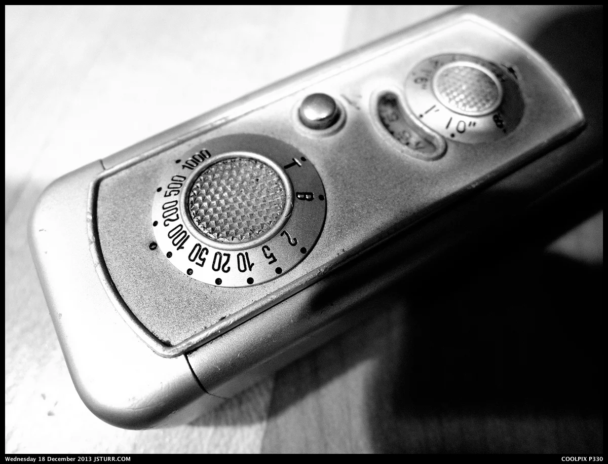 Nikon P330 - Minox 'A'
