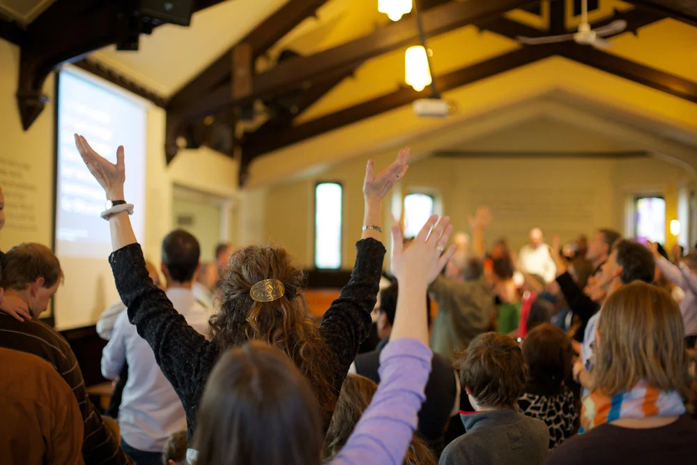 Worship1.jpg