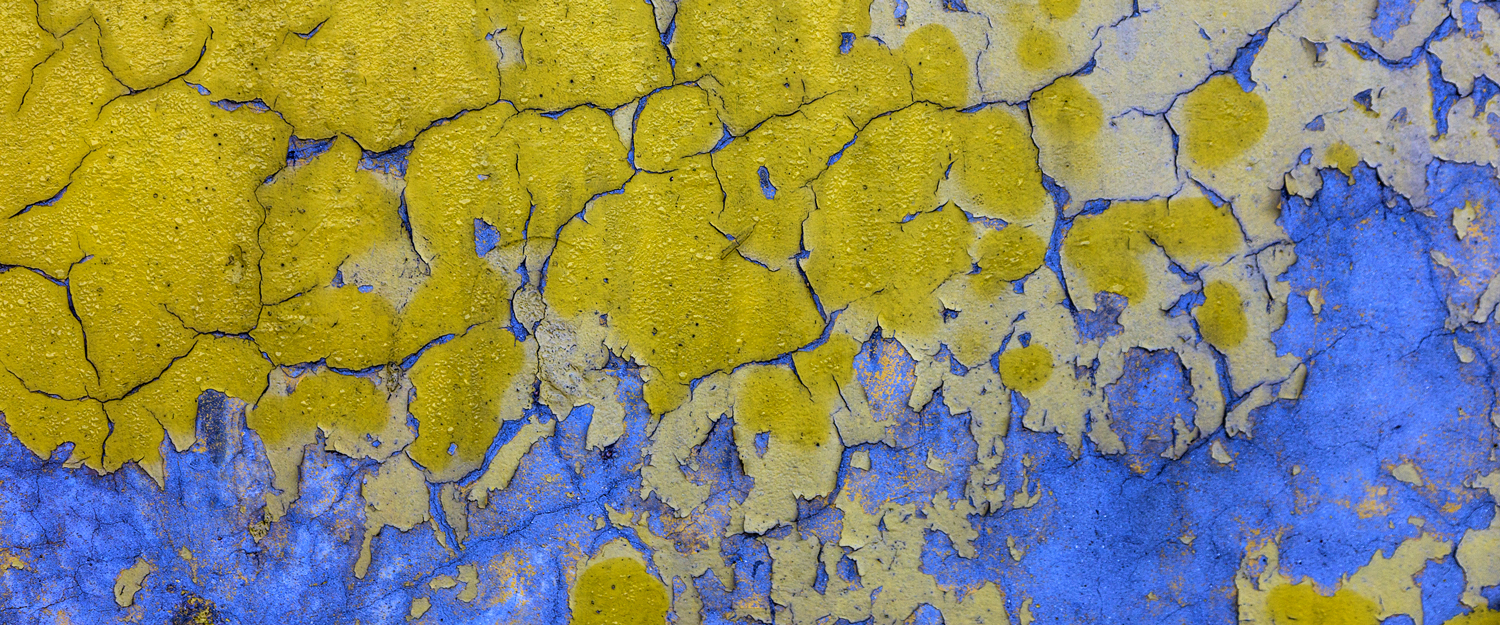 buildera-blue-yellow-plaster-cracks-1500x625-rgb.jpg