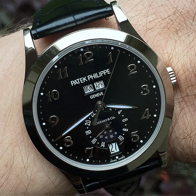 This one is for my buddy @youcanneverhaveenough maybe you guys have heard of him!?! πππ If you follow my feed and haven’t yet seen his you should head on over there asap… #whatchs #patek #patekaholic #ycnhe #itscomplicated #actyourwage by actyourwage http://ift.tt/1A8Cq3T