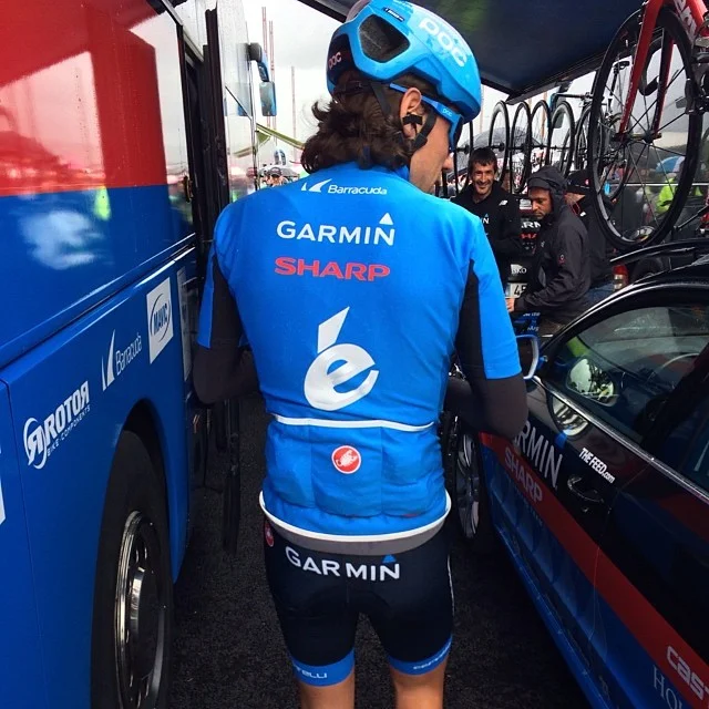 castellicycling :
BLUE GABBA! The Giro is a guarantee for some foul weather days so we’re using it to get the @rideargyle boys testing near production samples of the new Gabba. It’s not just a new color. We’ve re-worked every detail and simply made a better Gabba. Can you spot the differences? Will be available late summer.
The blue gabba has been the talk of the Giro in the opening days. It does seem like this is the way clothing is progressing and it helps that they look great.