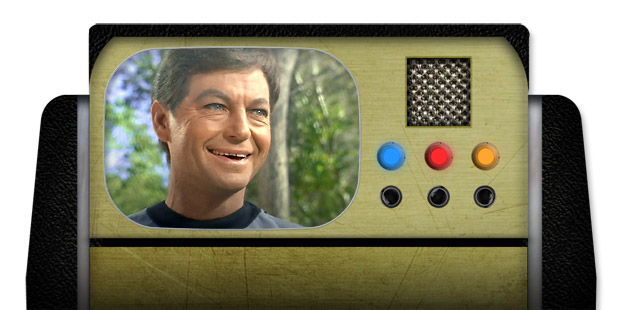 Tricorder-with-Dr-McCoy-04.jpg