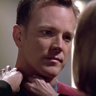 Voyager and the Pips: Starfleet Ranks in the Delta Quadrant