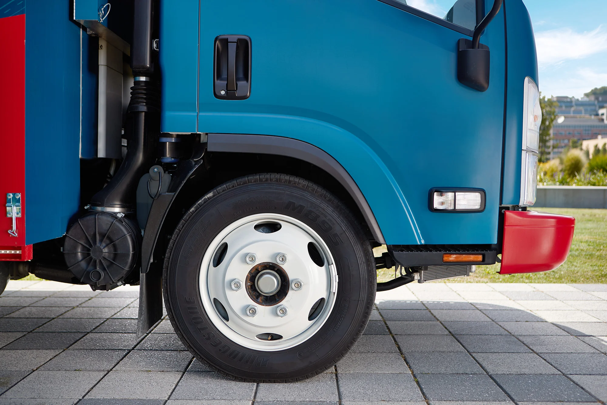 60717_TreasureTruck_ReLaunch_CloseUp_4_280 MAIN_SO.jpg