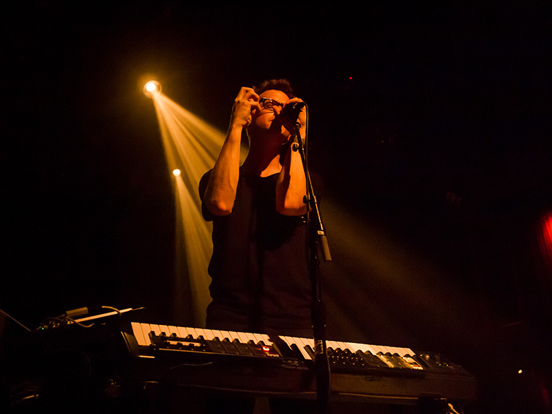 son_lux-3_800.jpg