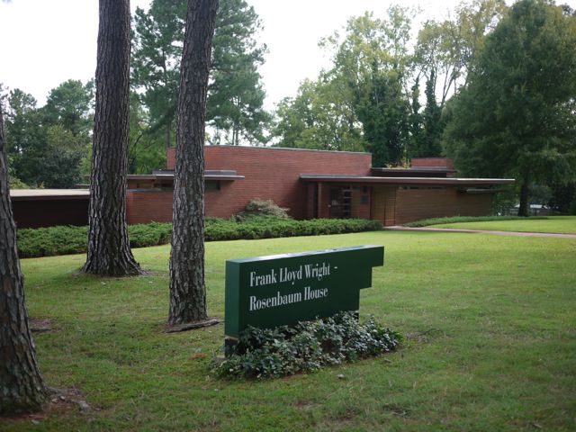 frank.lloyd.wright's.alabama.usonian 1.jpg