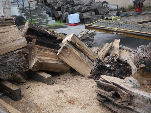 firewood.or.beautiful.table.jpg