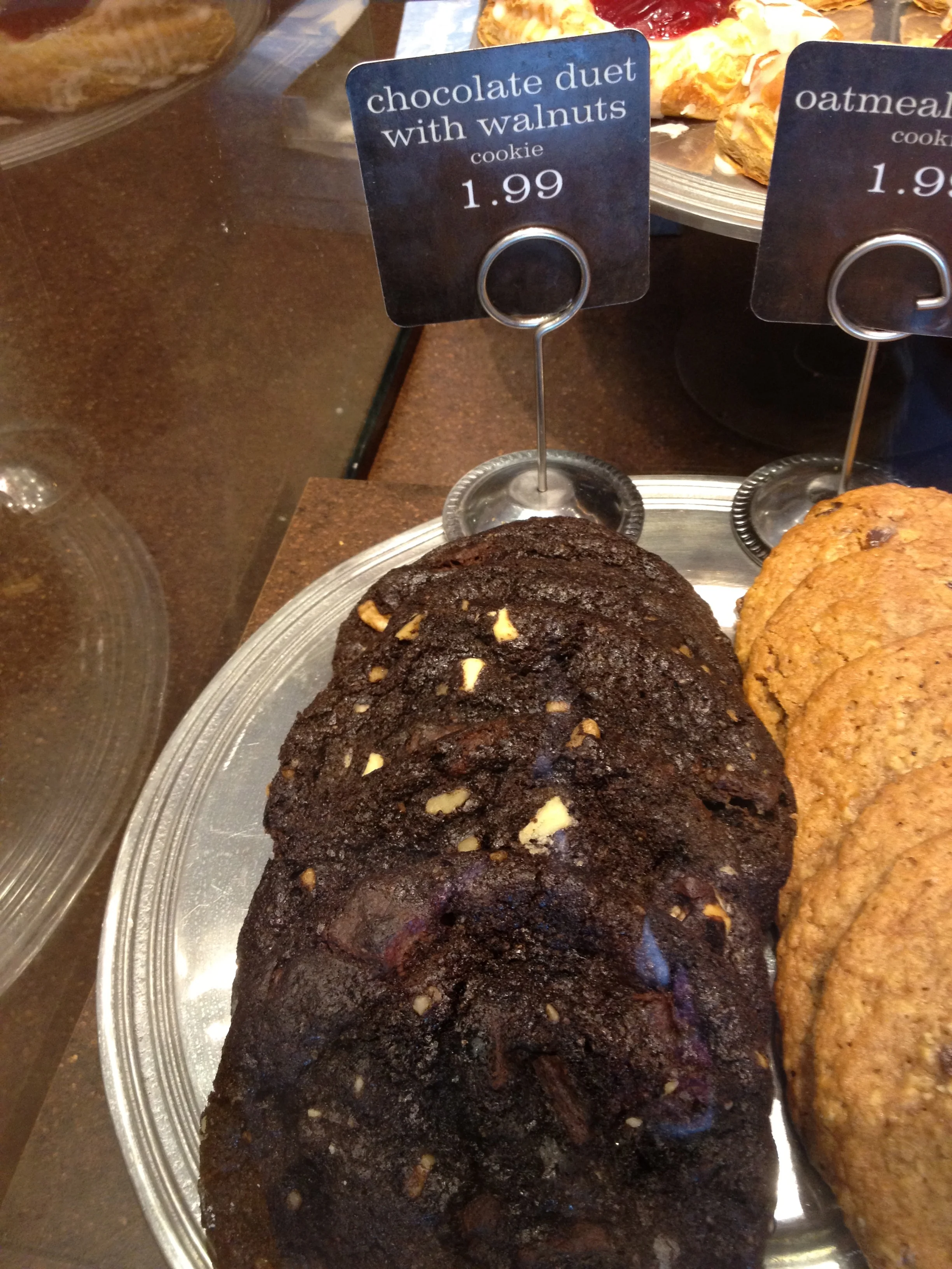 Panera Bread's Chocolate Walnut Duet Cookie