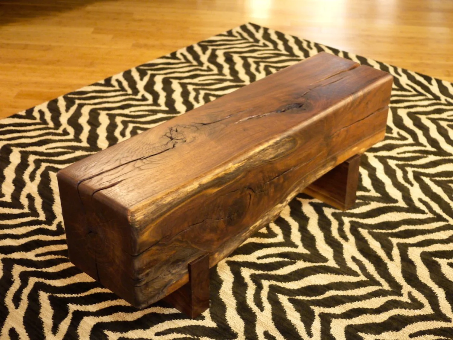 17massive-shaw-walnut-bench1.jpg