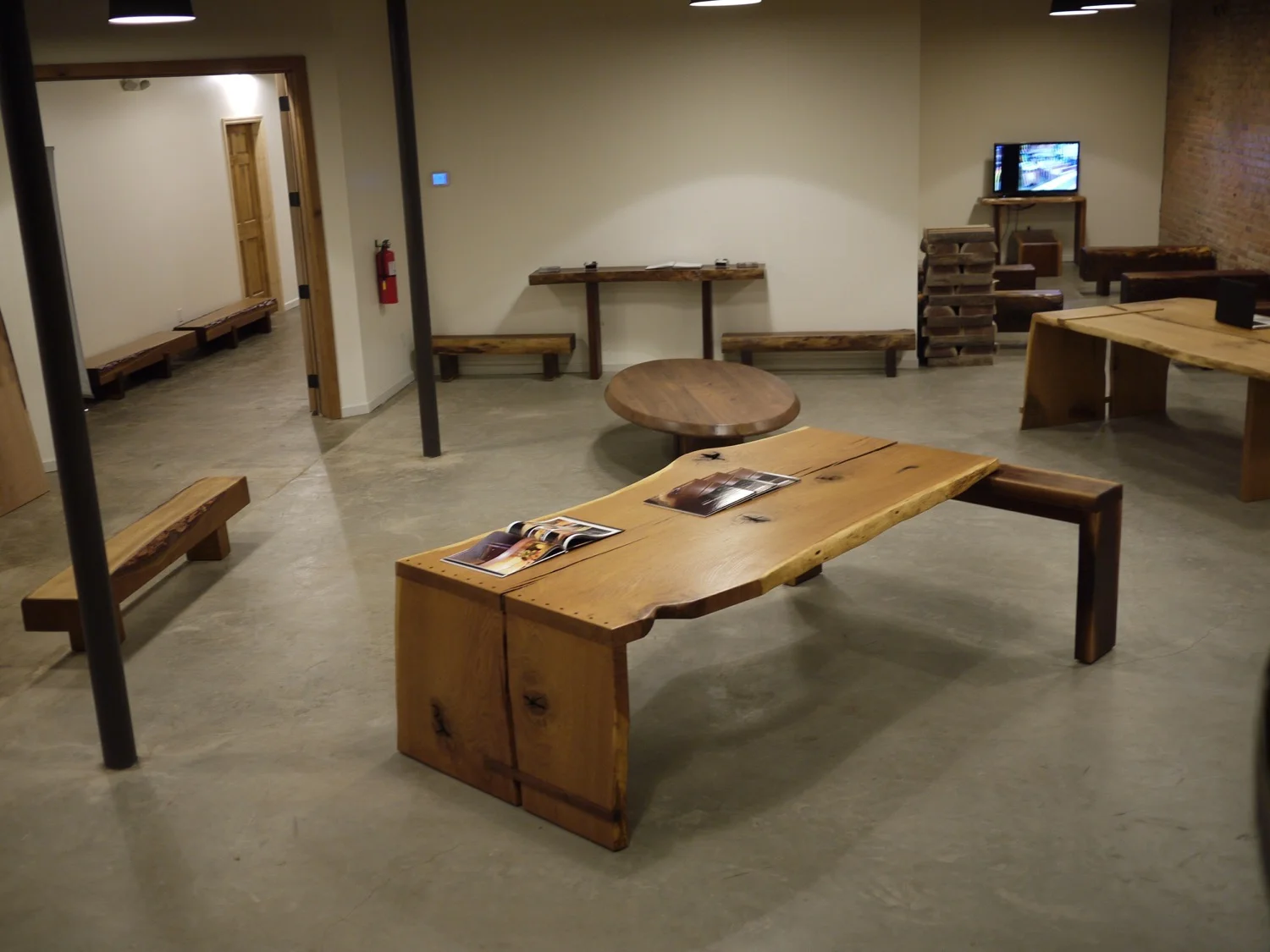 Custom hand crafted desks8.JPG