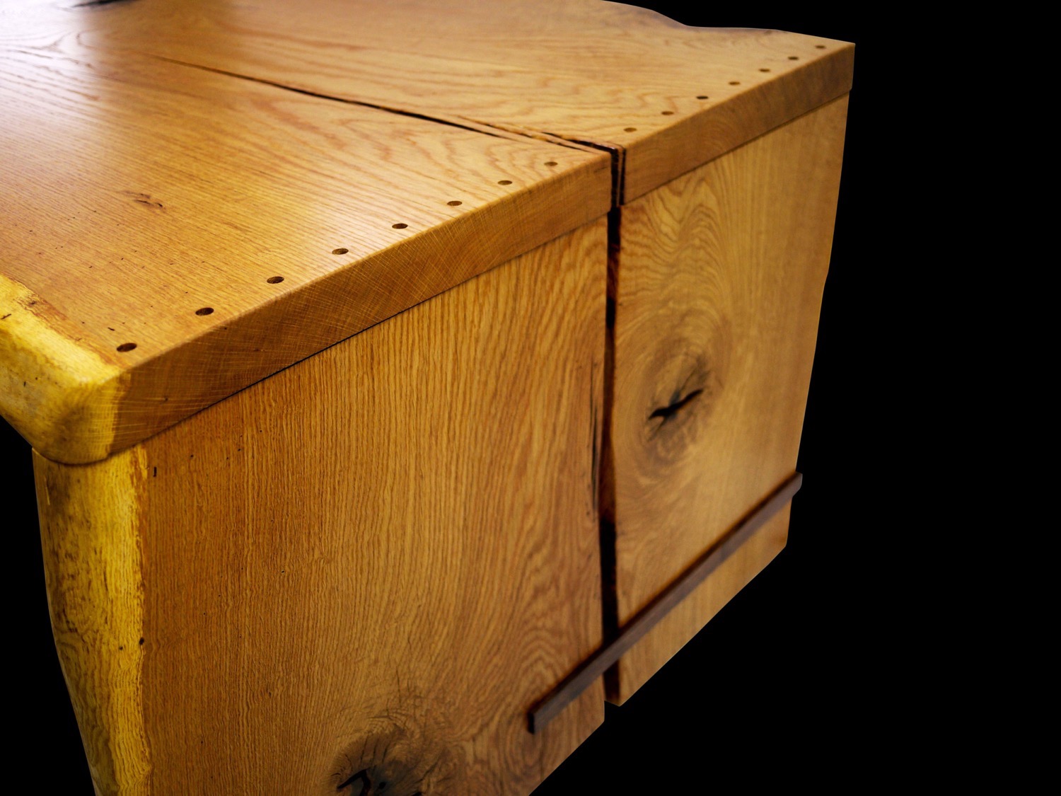 Custom hand crafted desks13.jpg