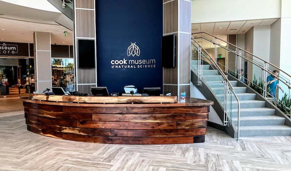 CookDesk1000k.jpg