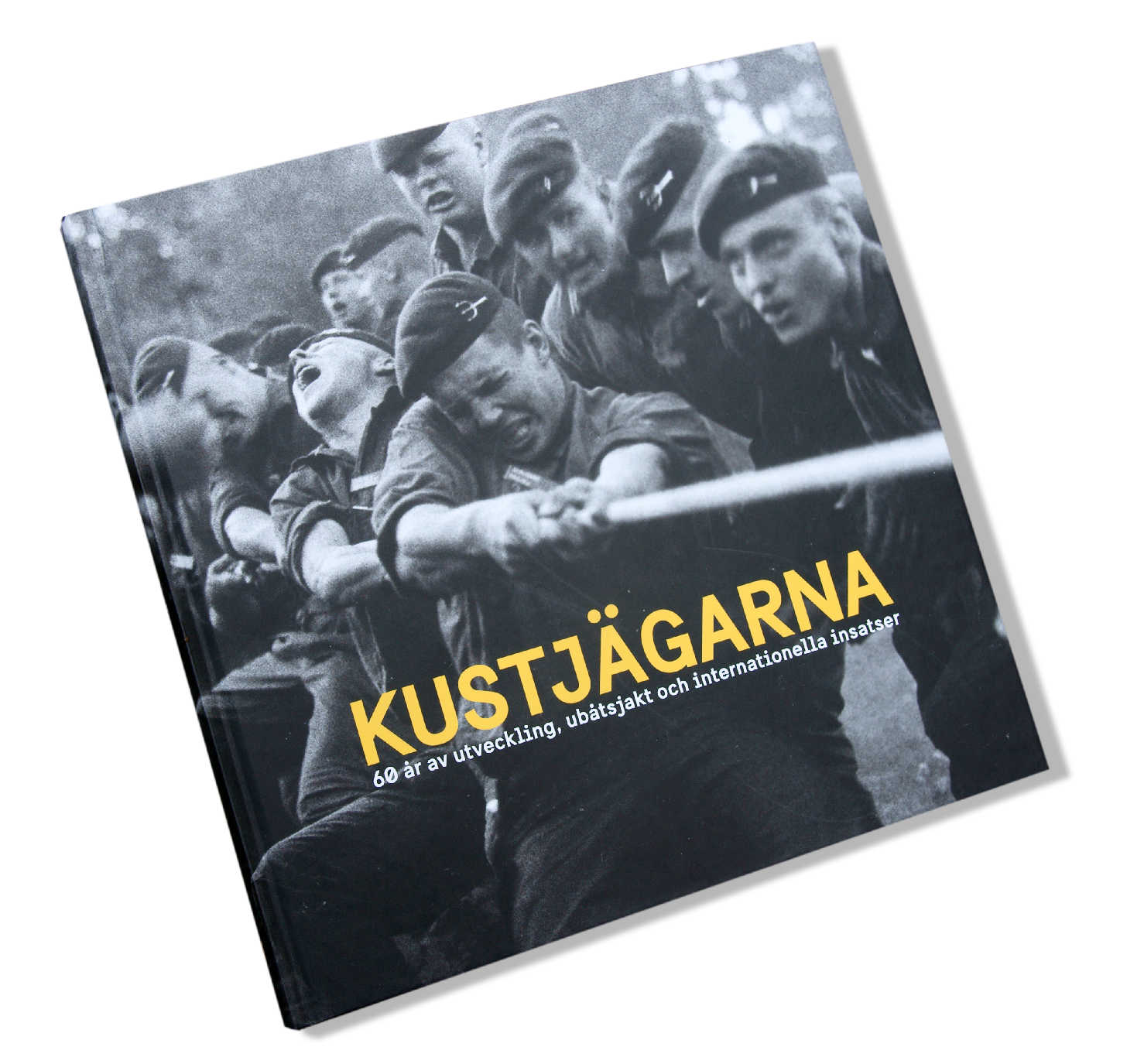 Besök webbutiken. Där finns nu den Nya boken om Kustjägarna och en hel del nya profilprodukter. Visa att du är kustjägare! Webbutiken Här kan du köpa boken!