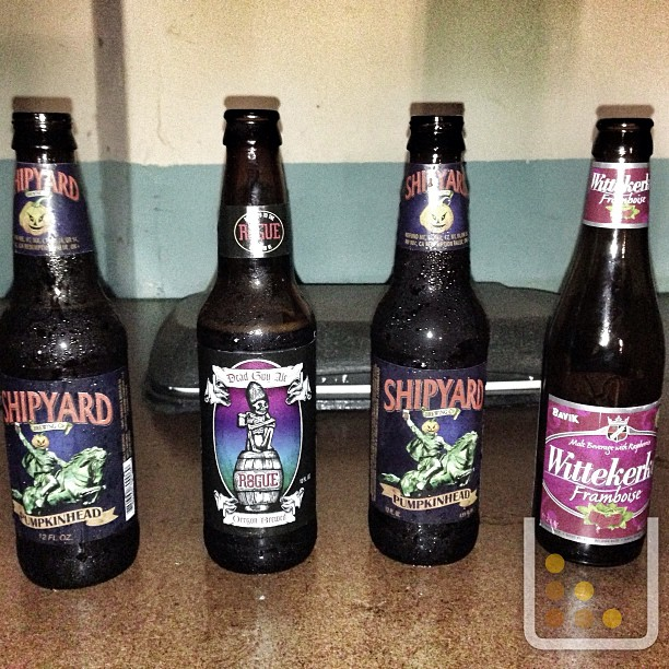 Shipyard Pumpkinhead, Rogue Dead Guy Ale y Bavik Wittekerke Framboise
