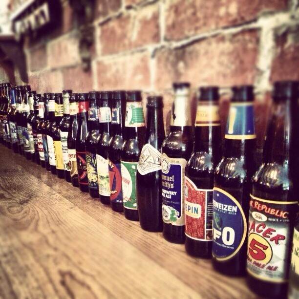 Cervezas Artesanales en Pirilo Pizza Rústica vía @izqrdo en Instagram