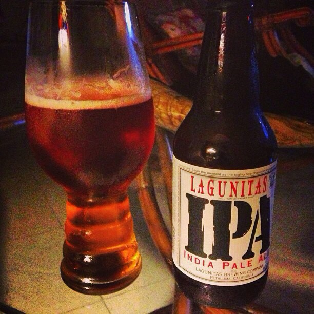 Lagunitas IPA vía @dehumanizer en Instagram