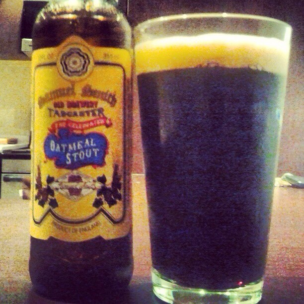 Samuel Smith's Oatmeal Stout vía @valdorm en Instagram