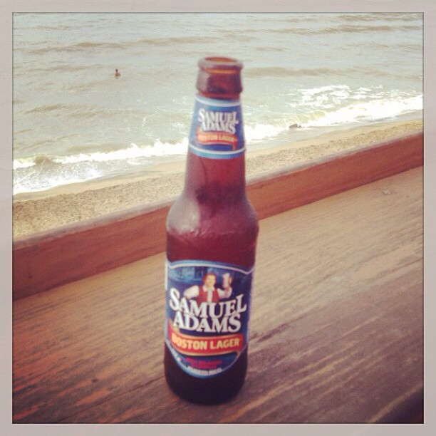 Samuel Adams Boston Lager vía @ramonesbrew en Instagram
