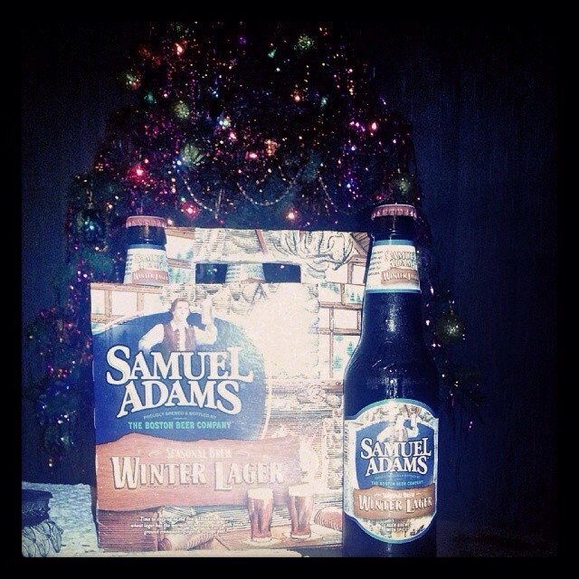 Samuel Adams Winter Lager vía @bierontap en Instagram