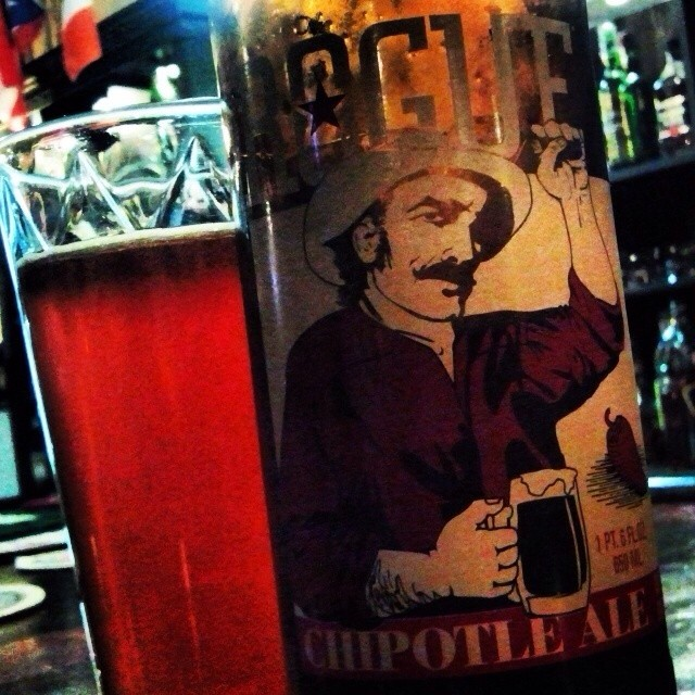 Rogue Chipotle Ale vía @valdorm en Instagram