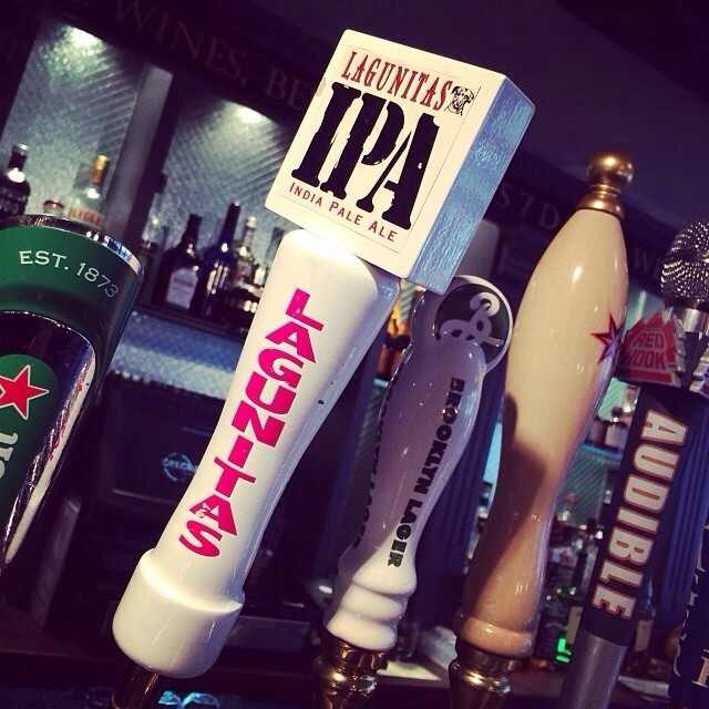 Pluma de Lagunitas IPA vía @izqrdo en Instagram
