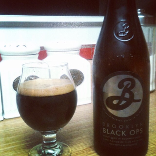 Brooklyn Black Ops vía @jsantiagomurphy en Instagram