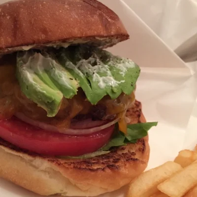 Avocado Cheeseburger