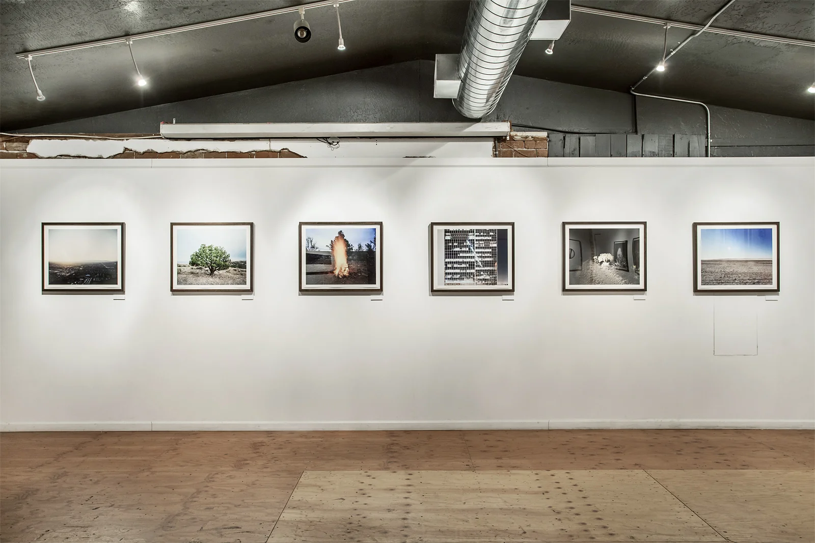 13_Modified_Exhibition_02.jpg