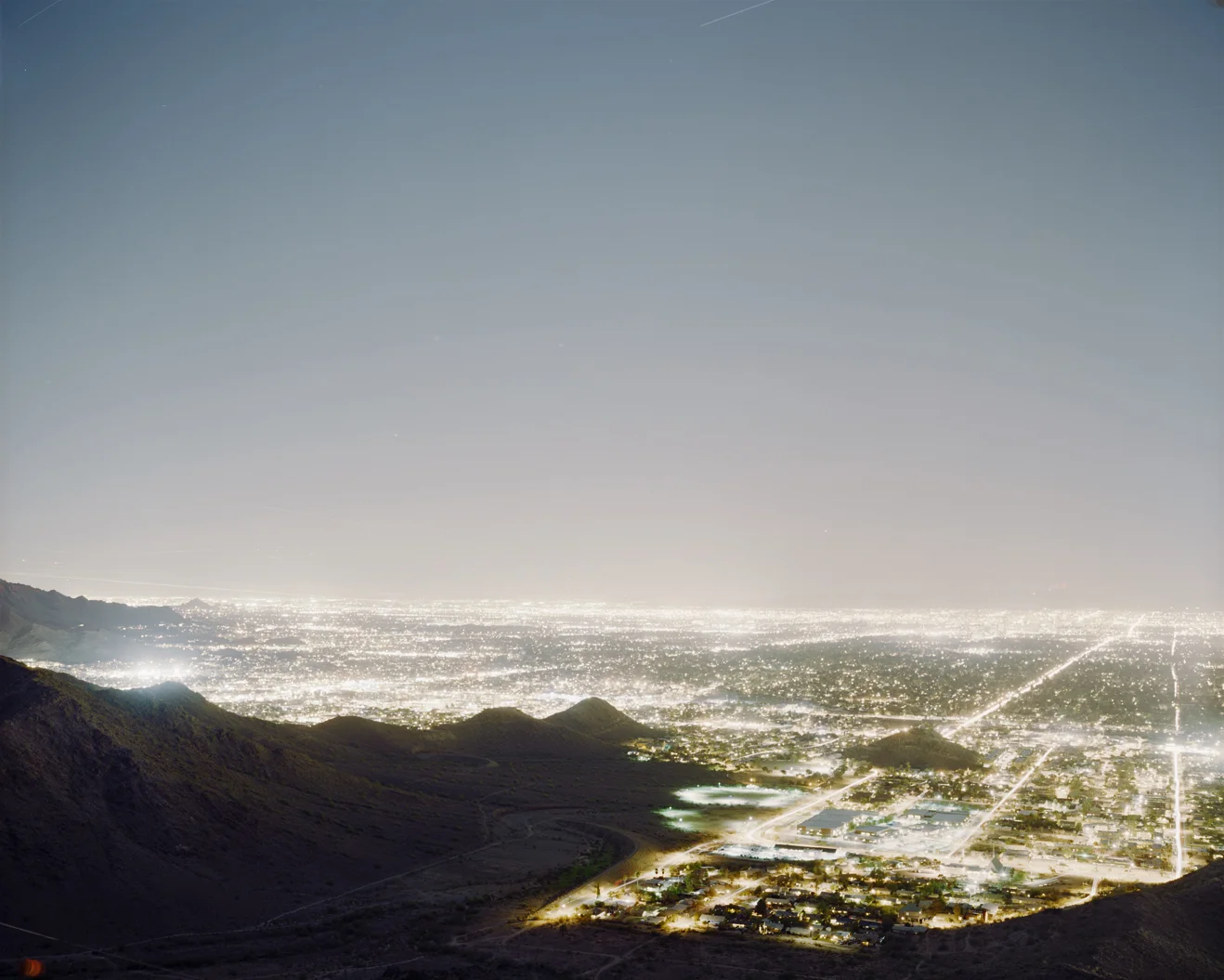 Watching (F)light, Sixty-Minutes, Phoenix, Arizona