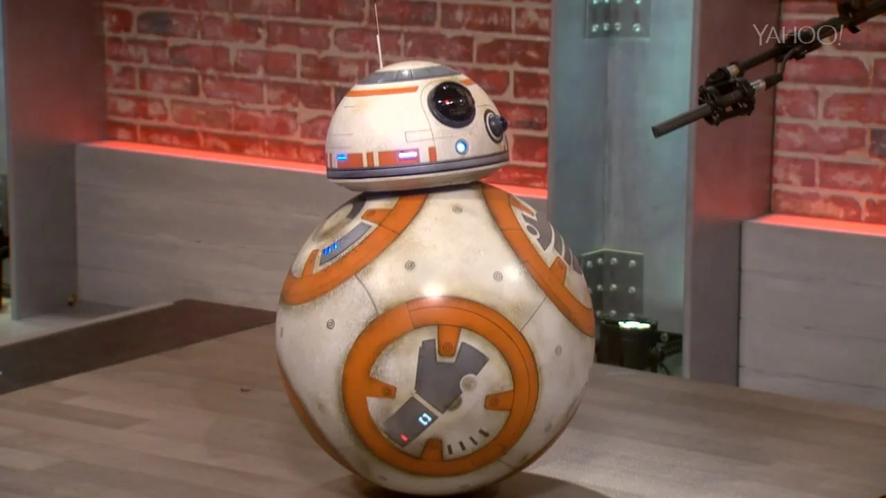 THE FORCE AWAKENS Droid BB-8 Tells All
