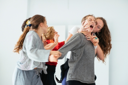 ARE YOU STILL COMING TONIGHT? (2014) Are You Still Coming Tonight? focuses on the social dynamic of the company members and studies this group as if they were their own species. The work begins with the audience witnessing the Social Growl dancers getting together for a group dinner on stage. But what starts as a regular dinner party quickly unravels into a bizarre, yet strangely accurate, new world. Interpreters: Austin Fagan, Charles-Alexis Desgagnes, Lee Bloom, Ana Groppler, Kay Kenney, Jolyane Langlois Choreography: Riley Sims Music by: Caitlin Woelfle-O'Brien Original Premiere December 17th-20th 2014 The Alumnae Theatre, Toronto Length: Full-Length 60mins